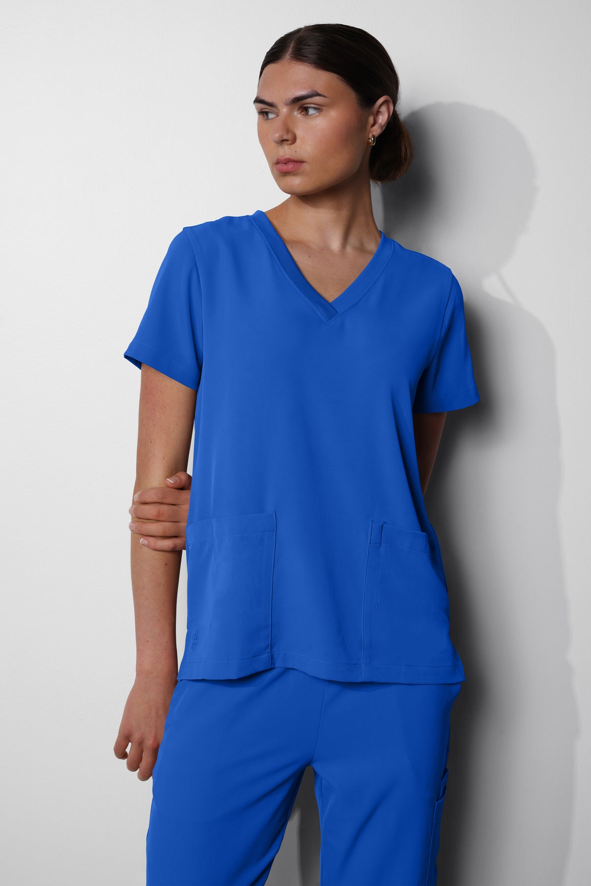 Women's No.11 Short Sleeve V-Neck 2 Pocket Scrub Top in PerformaCREPE
