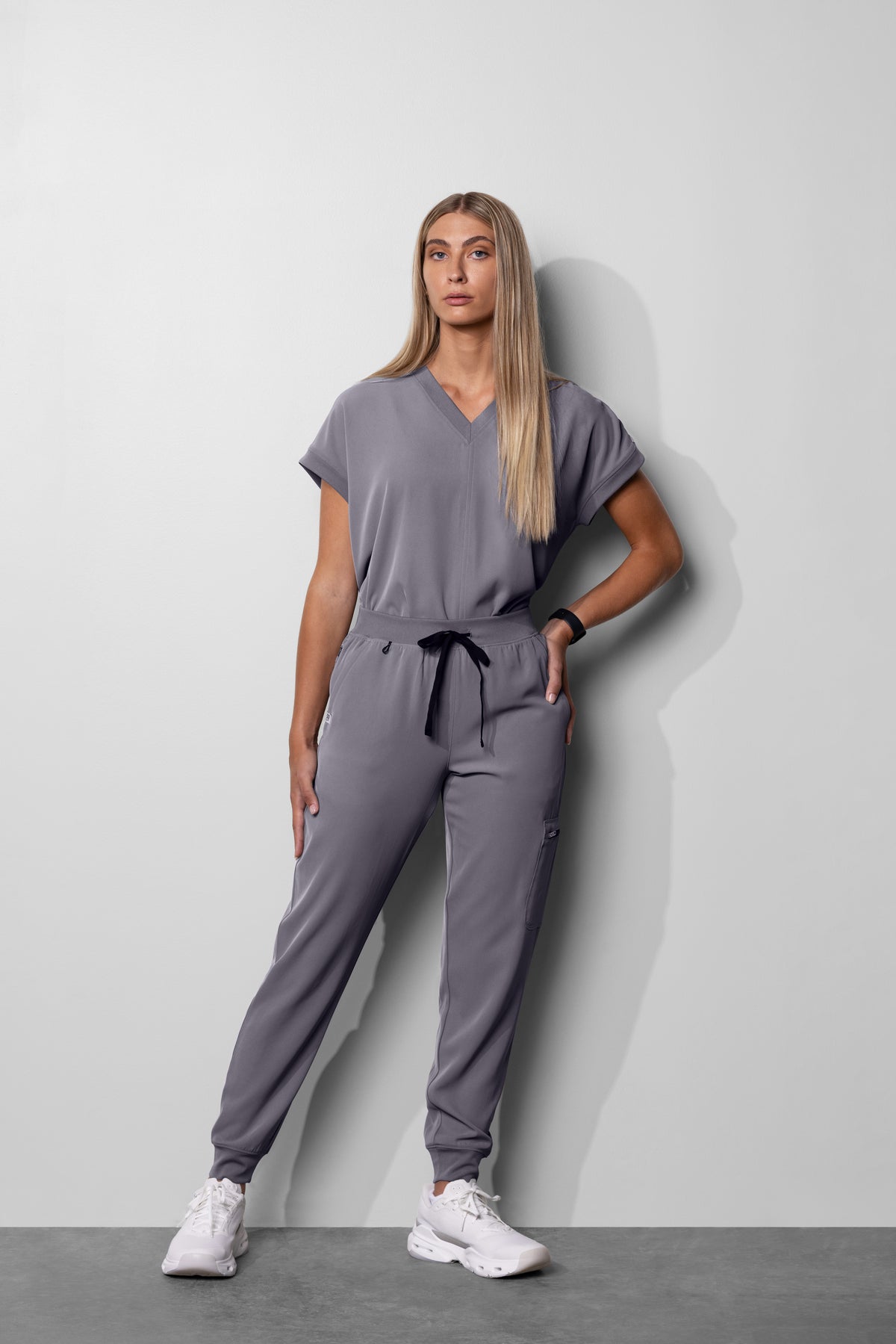 Women's No.14 Jogger 5 Pocket Scrub Pant in PerformaCREPE