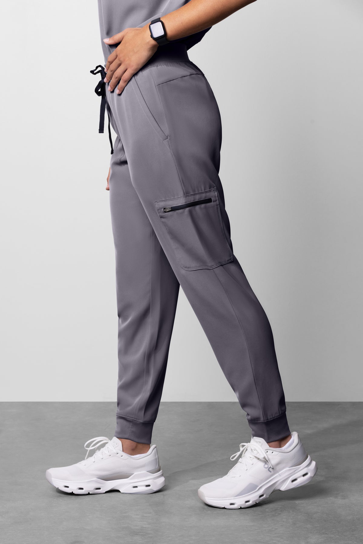 Women's No.14 Jogger 5 Pocket Scrub Pant in PerformaCREPE
