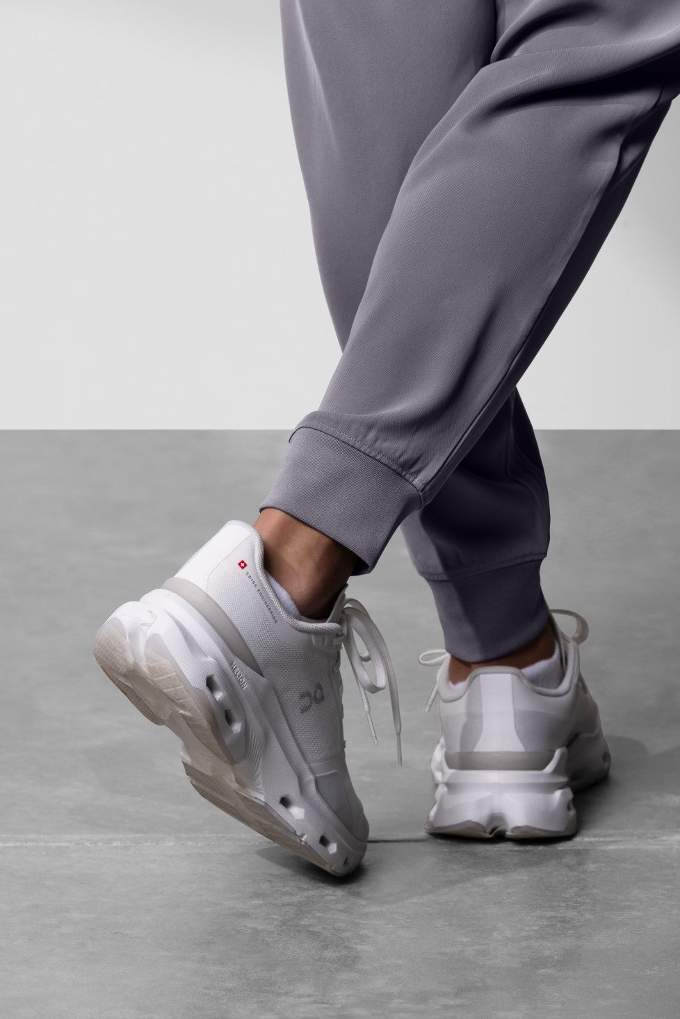 Women's No.14 Jogger 5 Pocket Scrub Pant in PerformaCREPE