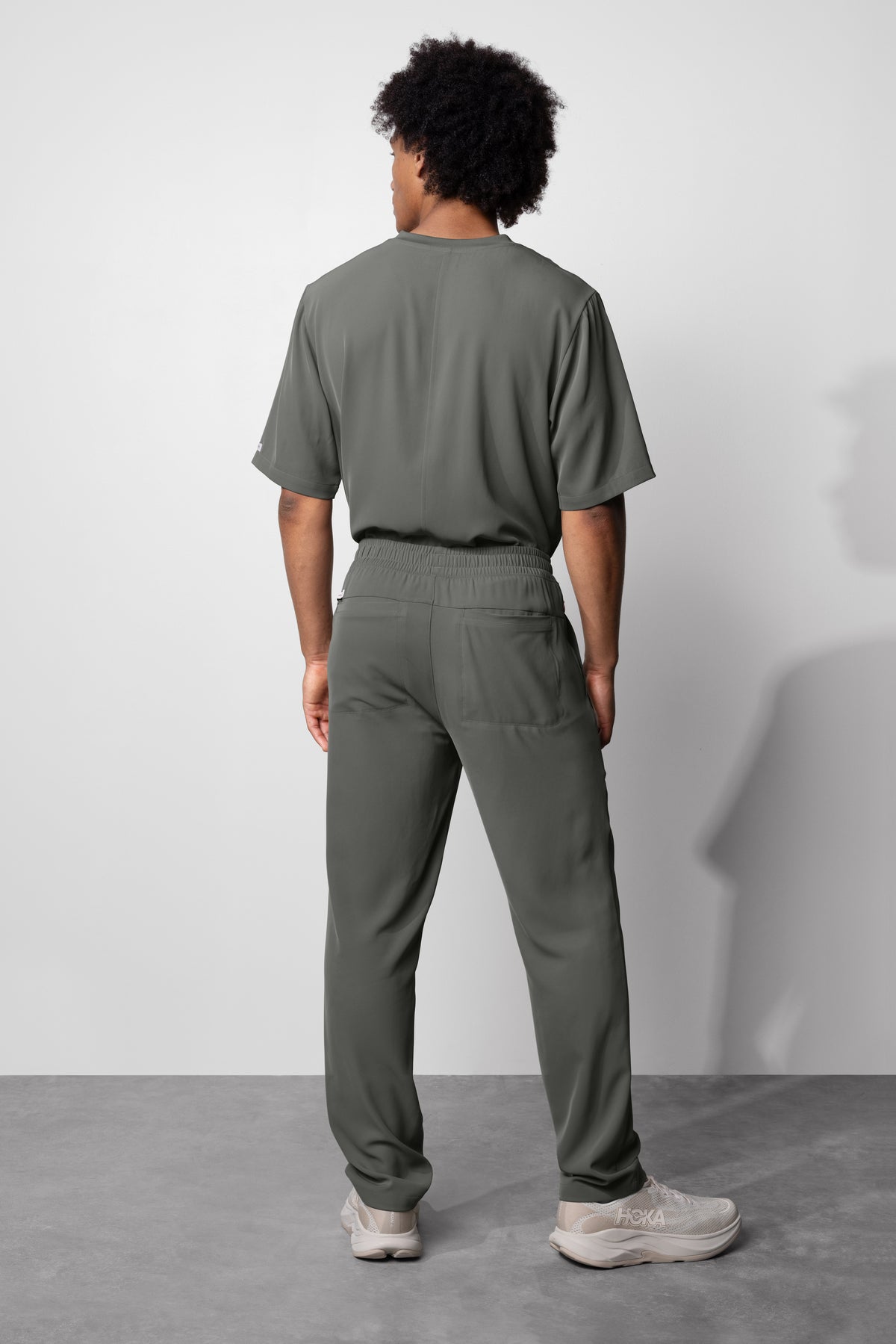 Men's No.19 Straight Leg 5 Pocket Scrub Pant in PerformaCREPE
