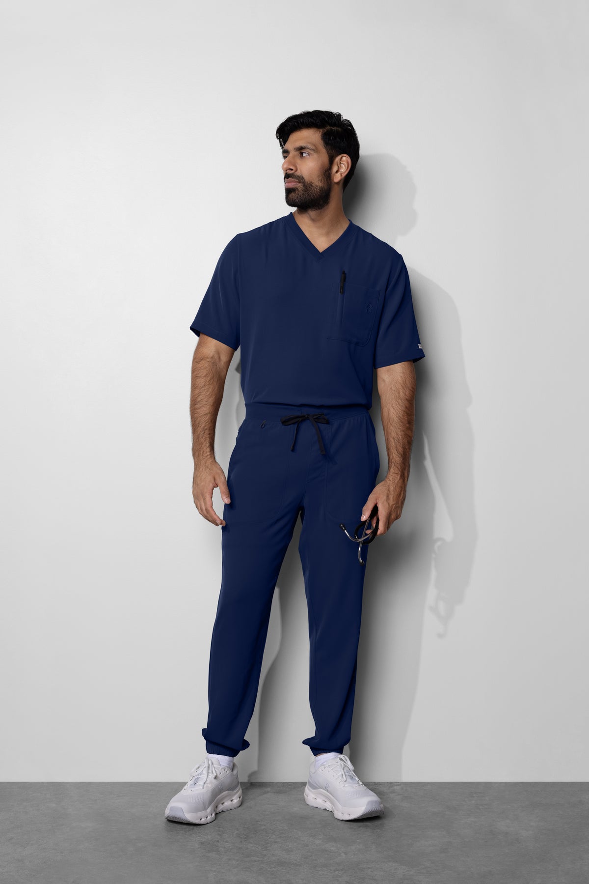 Men's No.32 Jogger 5 Pocket Scrub Pant in PerformaCREPE