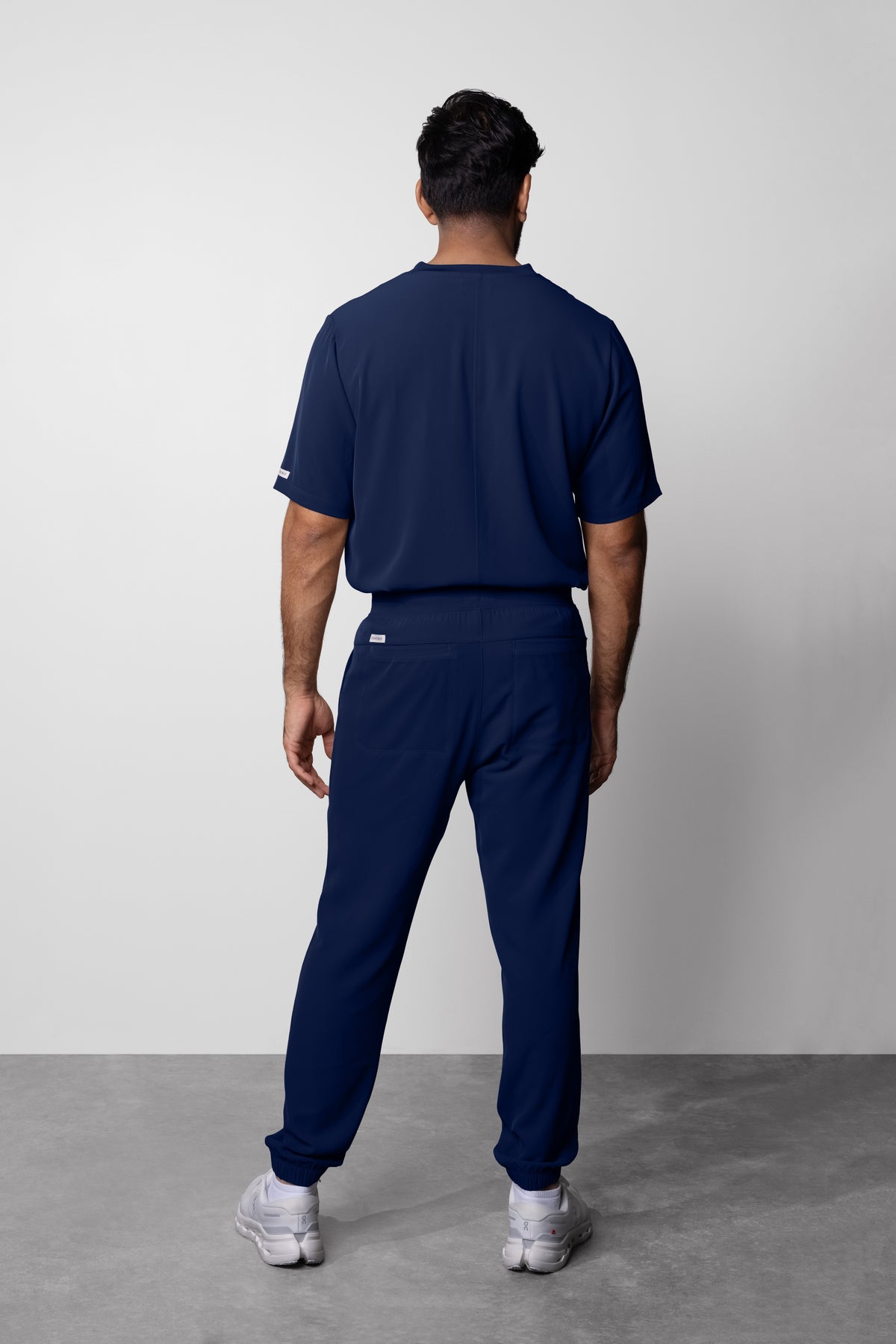 Men's No.32 Jogger 5 Pocket Scrub Pant in PerformaCREPE