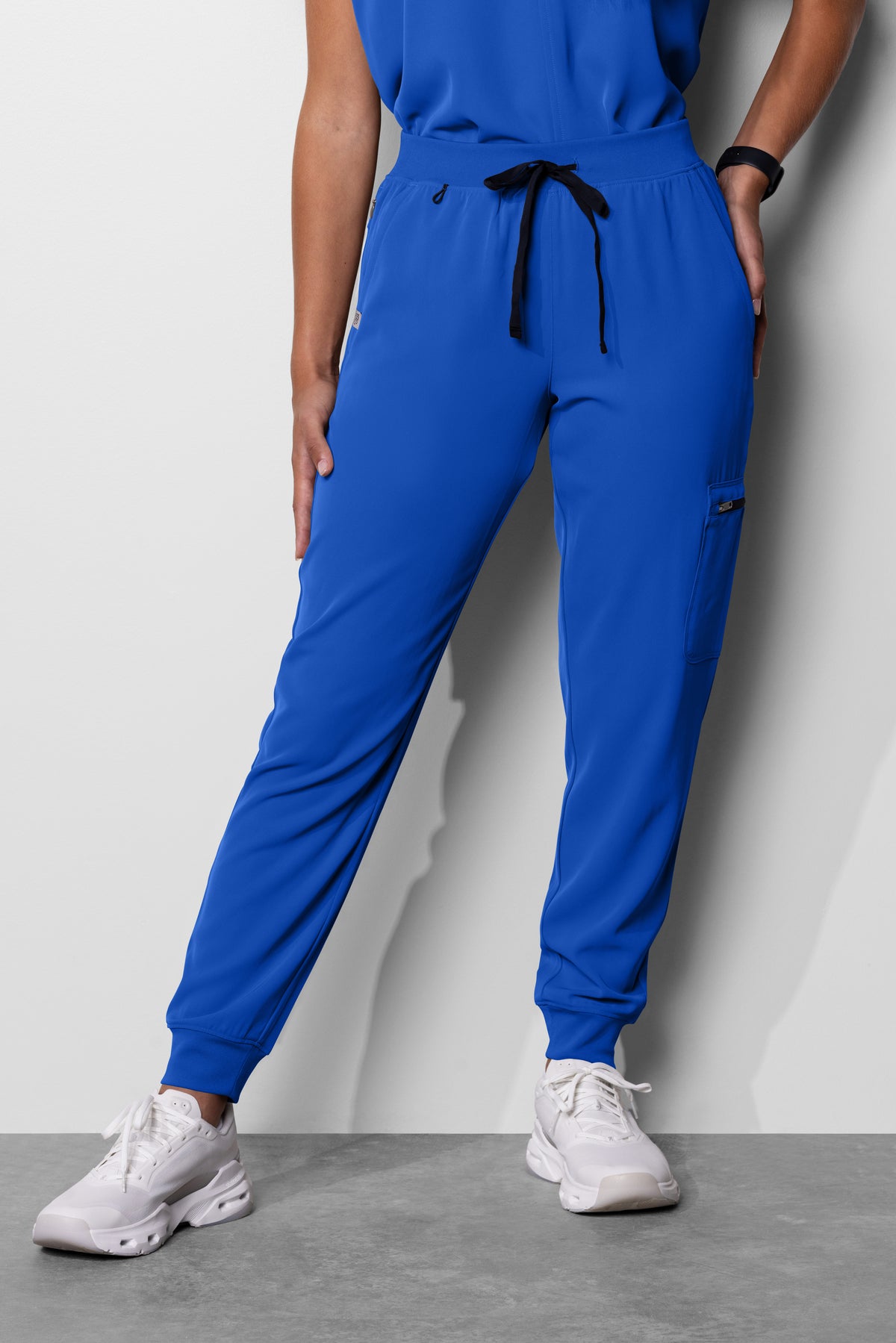 Women's No.14 Jogger 5 Pocket Scrub Pant in PerformaCREPE