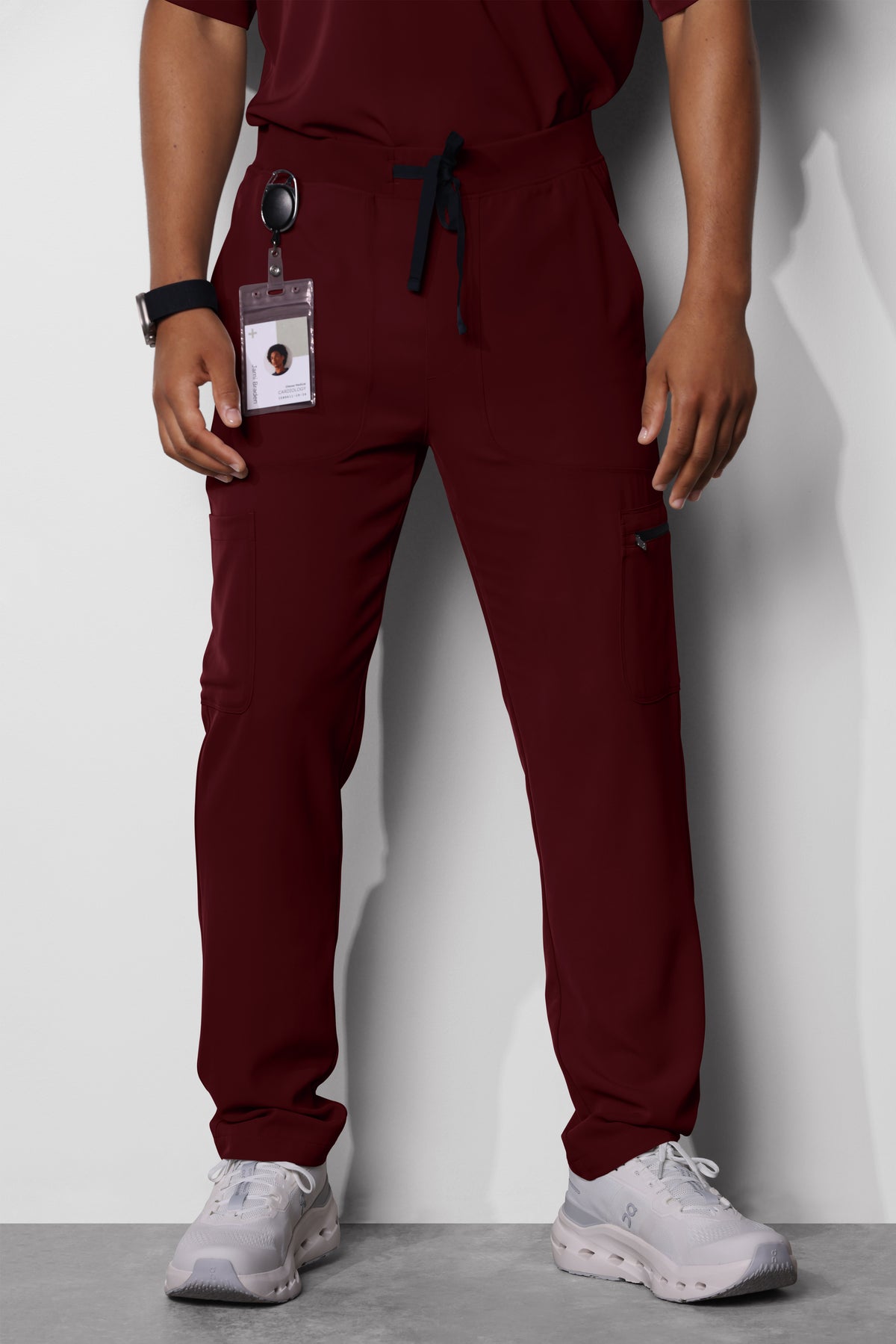 Men's No.18 Straight Leg 7 Pocket Cargo Scrub Pant in PerformaCREPE