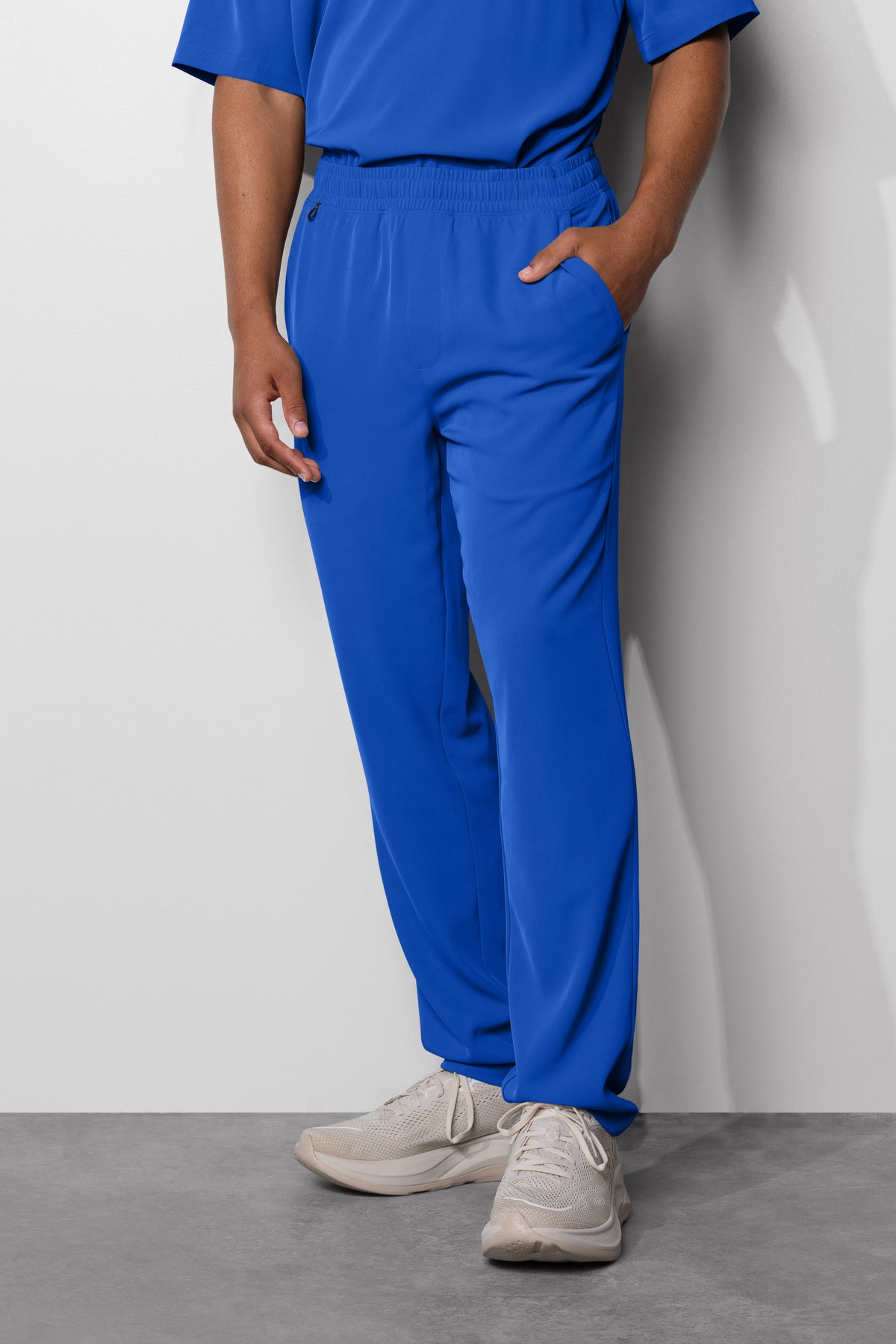 Men's No.19 Straight Leg 5 Pocket Scrub Pant in PerformaCREPE