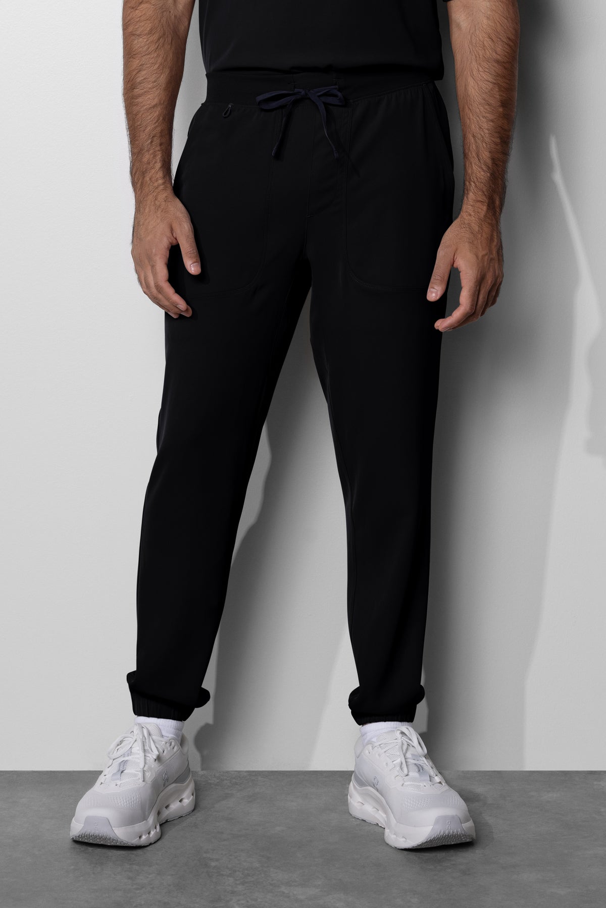 Men's No.32 Jogger 5 Pocket Scrub Pant in PerformaCREPE