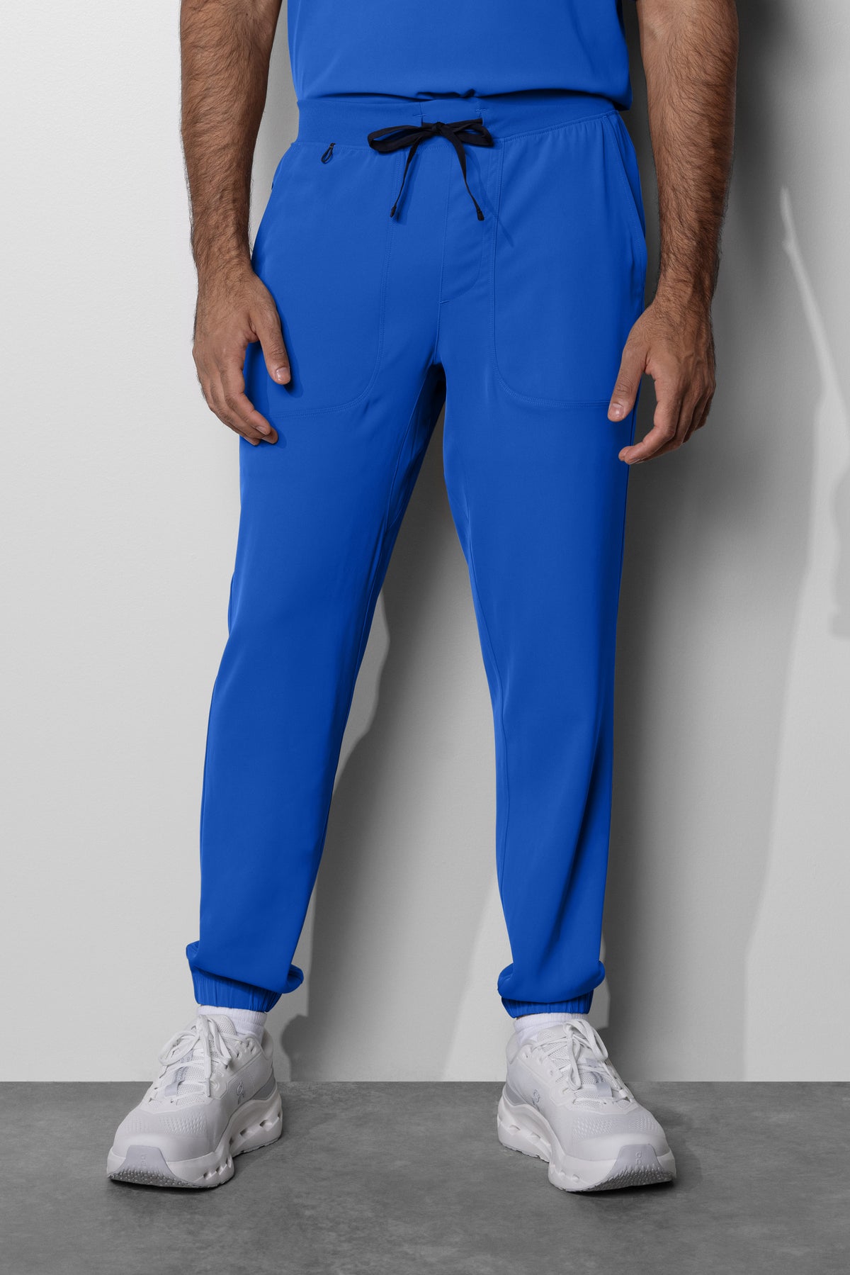 Men's No.32 Jogger 5 Pocket Scrub Pant in PerformaCREPE