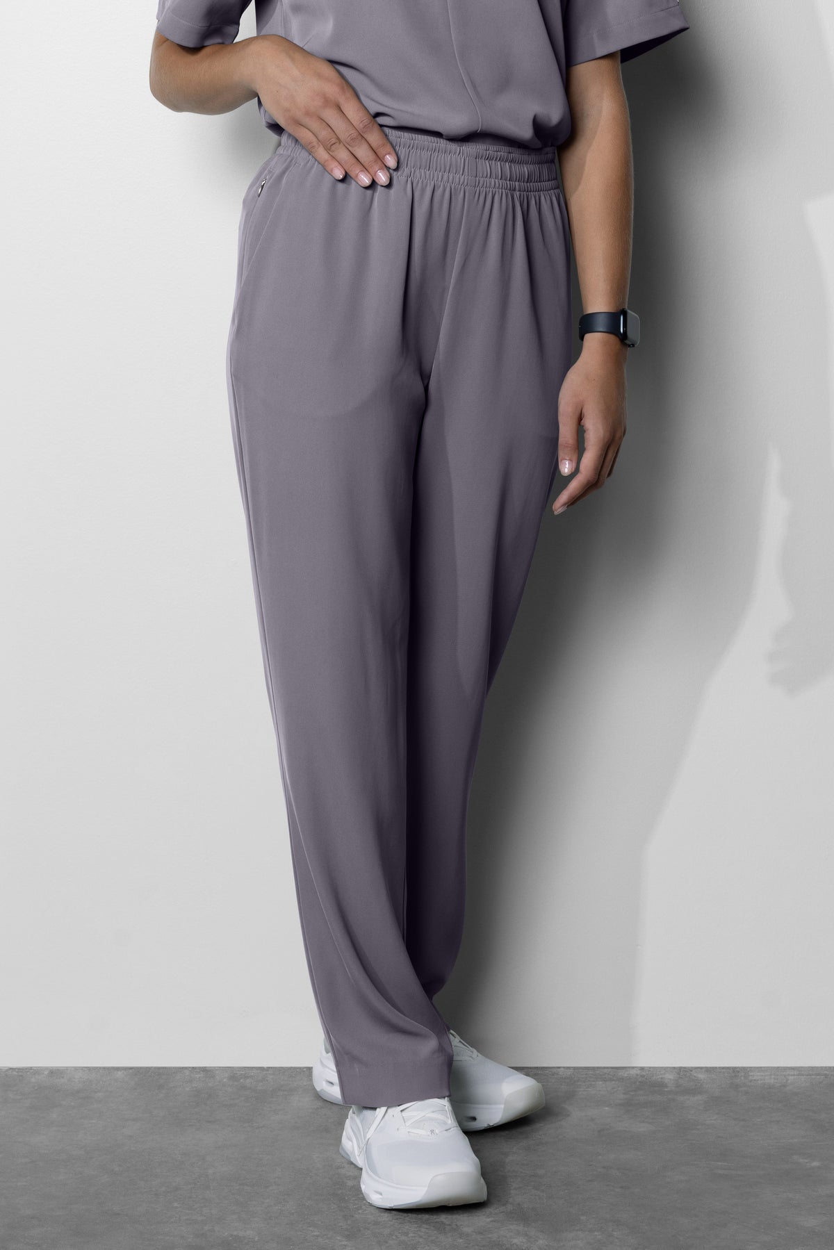 Women's No.37 Straight Leg Scrub Pant in PerformaCREPE