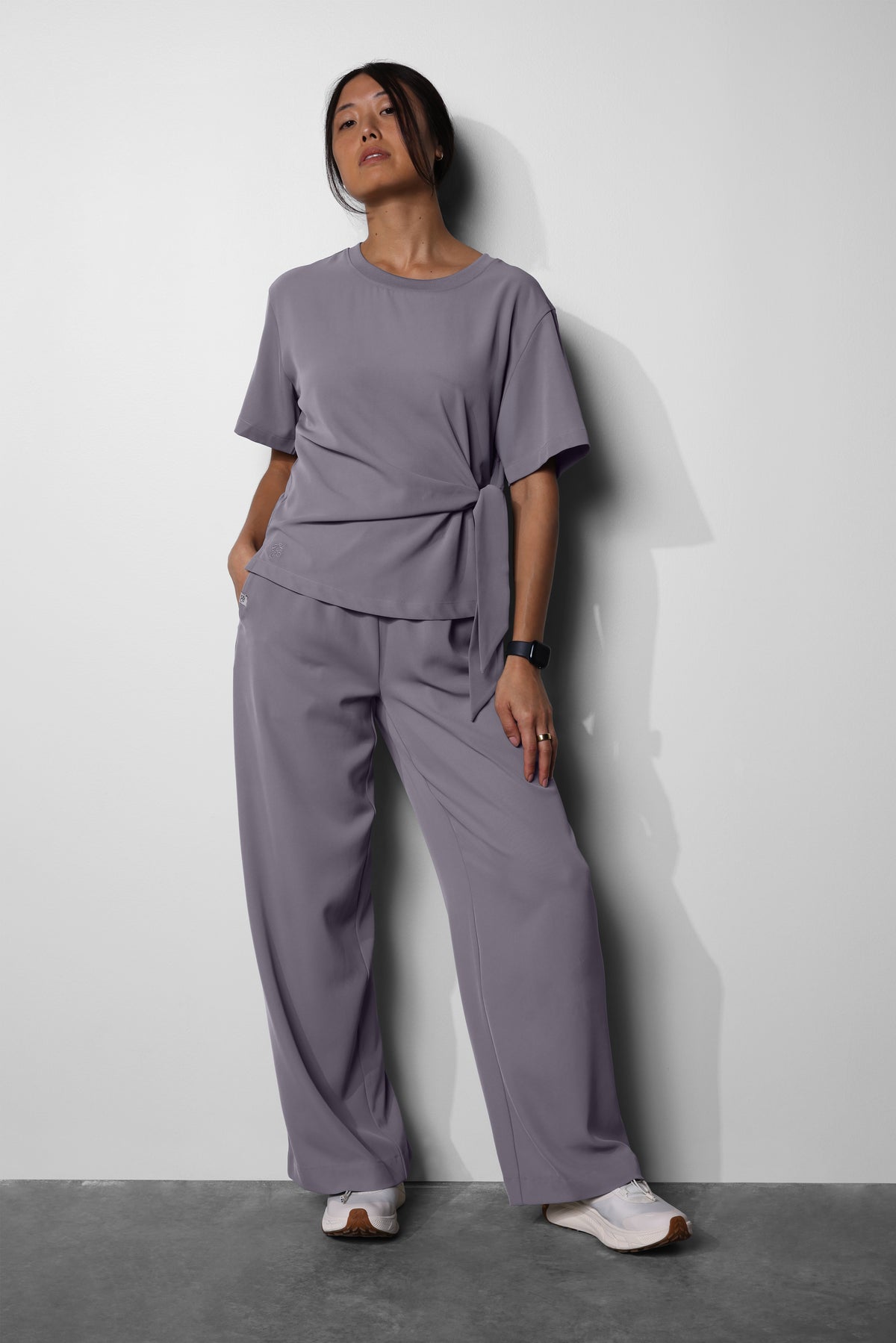 Women's No.45 Short Sleeve Crew Neck Waist Tie Scrub Top in PerformaCREPE
